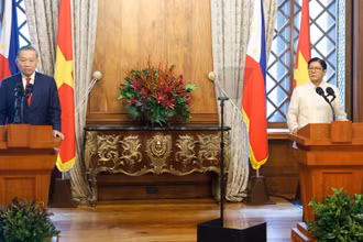 Tổng Bí thư, Chủ tịch nước Tô Lâm và Tổng thống Philippines Ferdinand Romualdez Marcos Jr. tại cuộc gặp gỡ báo chí, thông báo kết quả hội đàm. (Ảnh: Thống Nhất/TTXVN)