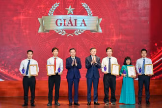 Báo Nhân Dân đoạt 3 giải thưởng Cuộc thi chính luận về bảo vệ nền tảng tư tưởng của Đảng