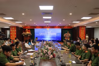 Bộ Công an công bố các tiện ích mới trên ứng dụng VNeID.