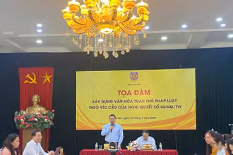 Quang cảnh tọa đàm.