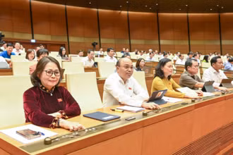 Quốc hội thông qua Nghị quyết về sắp xếp đơn vị hành chính cấp tỉnh, cả nước còn 34 tỉnh, thành