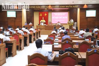Quang cảnh kỳ họp.