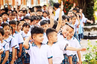 Nhiều chính sách dân số mới nhằm khuyến khích sinh con đã được ban hành. (Ảnh: TTXVN)