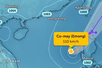 Bão số 4 đang ở bắc Biển Đông. (Ảnh: Zoom Earth)