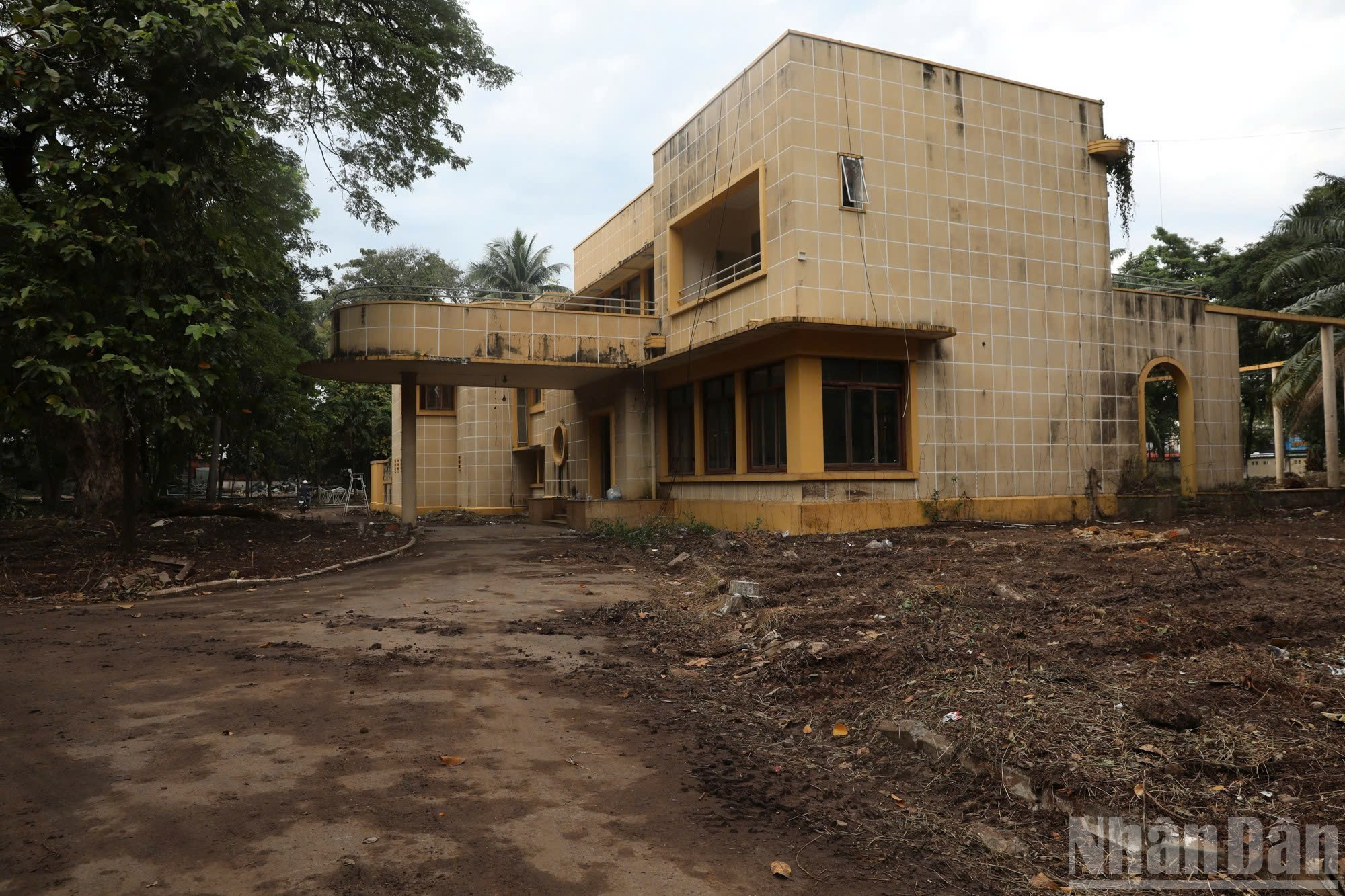 Nhấn vào ảnh để phóng to ndo_br_z7204668306947-ea4a00120c5a240f107962de4e69aca0.jpg?w=1130