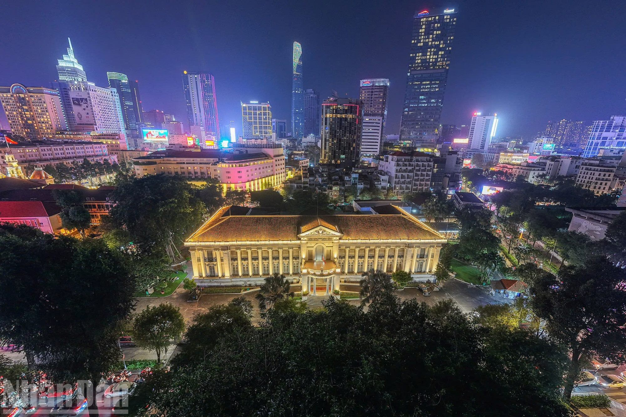 Thành phố Hồ Chí Minh đầu tư 50 tỷ đồng thắp đèn đón khách du lịch mùa cuối năm 