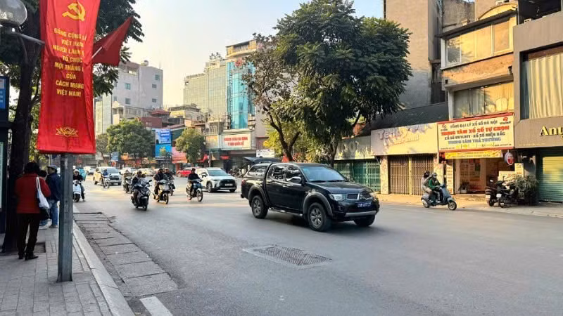 Hà Nội điều chỉnh tổ chức giao thông tại nút giao Kim Mã-Giang Văn Minh nhằm bảo đảm trật tự, an toàn giao thông.