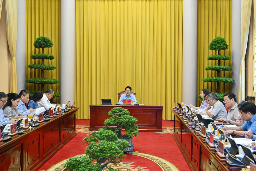 Chủ tịch nước Lương Cường có buổi làm việc với Văn phòng Chủ tịch nước. (Ảnh: THỦY NGUYÊN)
