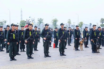 Lực lượng Cảnh sát cơ động, Công an tỉnh Bắc Ninh chuẩn bị lên đường tuần tra vũ trang.