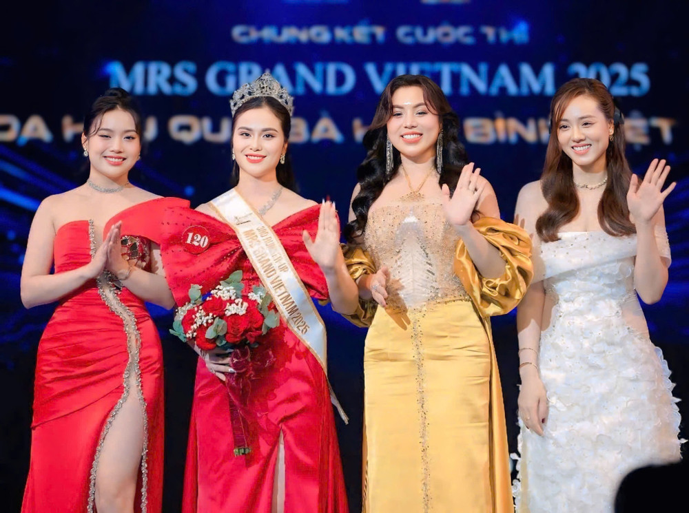 Trương Thị Hải đăng quang Á hậu 3 cuộc thi Mrs Grand Vietnam 2025.