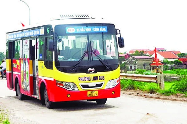 Nhiều tuyến xe buýt tăng cường nhằm bảo đảm phục vụ nhu cầu đi lại của người dân.