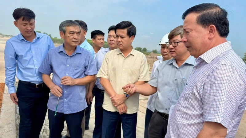 Đồng Nai kiểm tra tiến độ các dự án đường trọng điểm kết nối sân bay Long Thành