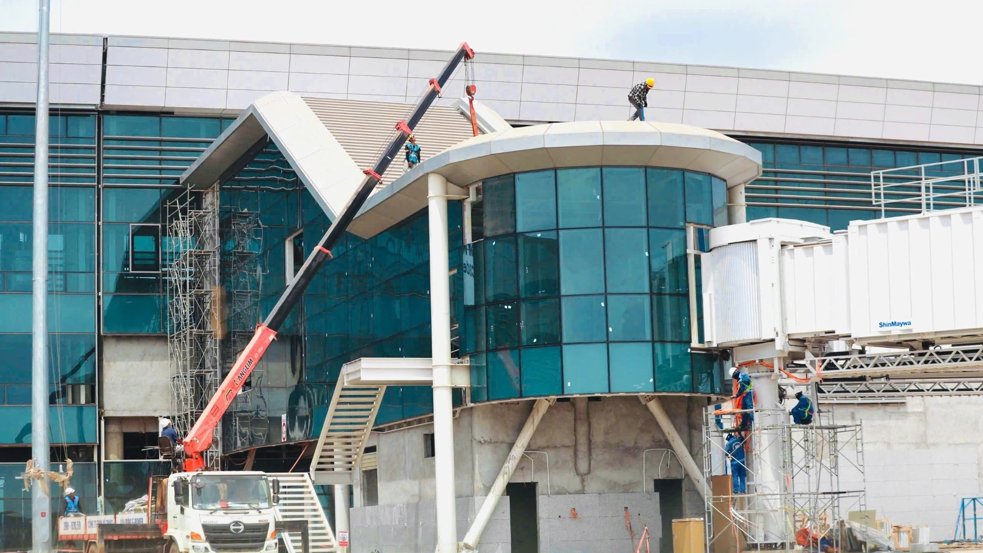 Sân bay Long Thành: Nỗ lực chạy đua tiến độ, mục tiêu khai thác cuối năm 2026