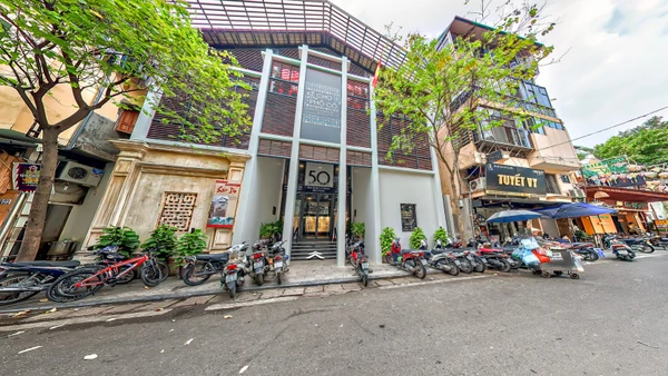 Trung tâm giao lưu văn hóa phố cổ Hà Nội số 50 Đào Duy Từ sẽ chính thức áp dụng thu phí tham quan thông qua hình thức vé điện tử ngày 19/1 tới đây.