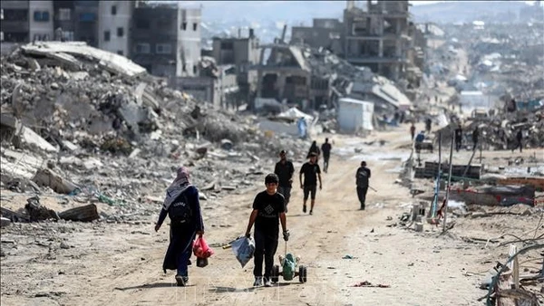 Người dân Palestine tại Dải Gaza. (Ảnh: THX/TTXVN)