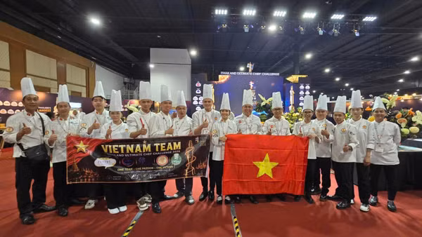 Các đầu bếp Việt Nam ghi dấu ấn với nhiều thành tích xuất sắc tại Cuộc thi Đầu bếp tài năng Thái Lan 2026.