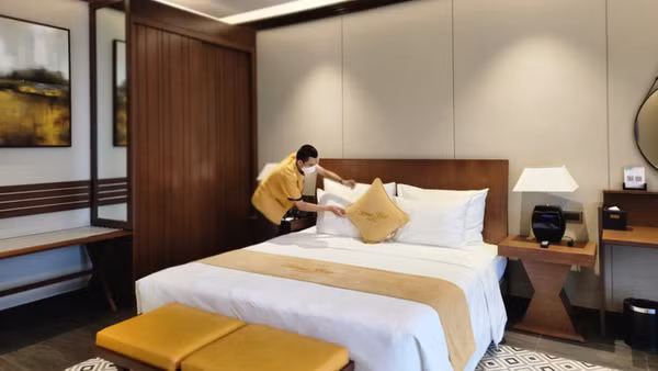 Việc tái định hình mô hình quản lý buồng phòng nói riêng và quản lý đơn vị lưu trú nói chung là yêu cầu cấp thiết trong lộ trình phát triển ngành du lịch. (Ảnh: TTXVN)