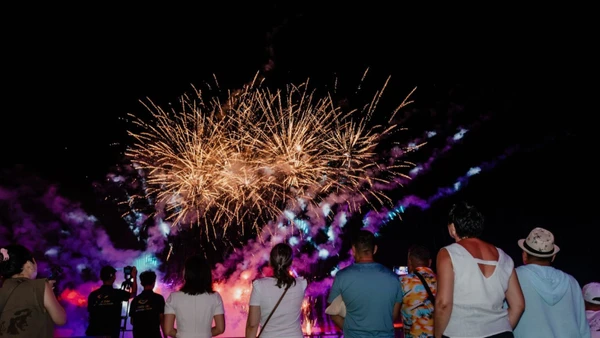 Du khách sẽ được trải nghiệm hàng loạt hoạt động đặc sắc tại Thị trấn Hoàng Hôn, Phú Quốc.