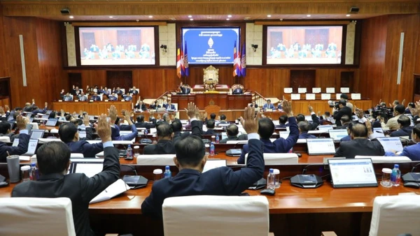 Phiên toàn thể ngày 16/1/2026 kỳ họp thứ 5 Quốc hội khóa VII của Campuchia. (Ảnh: Quốc hội Campuchia)