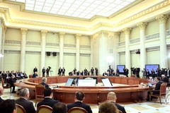 Cuộc họp Hội đồng tối cao Kinh tế Á-Âu tại St.Petersburg (Nga).