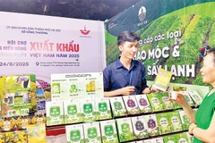 Doanh nghiệp quảng bá hàng xuất khẩu tới người tiêu dùng.