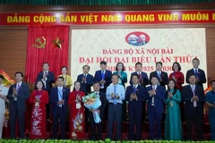 Ban Chấp hành Đảng bộ xã Nội Bài (Hà Nội) khóa I, nhiệm kỳ 2025-2030, ra mắt Đại hội. (Ảnh: HOÀNG SƠN)