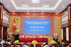 Các đại biểu dự hội nghị.