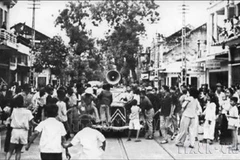 Phát lệnh toàn quốc kháng chiến ở Hà Nội, tháng 12/1946. (Ảnh tư liệu/TTXVN phát)