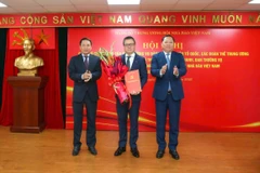 Đồng chí Lê Quốc Minh, Ủy viên Ban Chấp hành Trung ương Đảng, Ủy viên Ban Chấp hành Đảng bộ Mặt trận Tổ quốc các Đoàn thể Trung ương, Tổng Biên tập Báo Nhân Dân, Chủ tịch Hội Nhà báo Việt Nam nhận quyết định giữ chức Bí thư Đảng ủy Cơ quan trung ương Hội Nhà báo Việt Nam nhiệm kỳ 2025-2030.