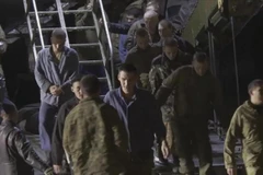 Trao đổi tù nhân Nga-Ukraine. (Ảnh minh họa: Anadolu)