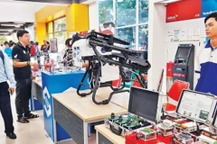 Khu Công nghệ cao Thành phố Hồ Chí Minh trưng bày các sản phẩm.