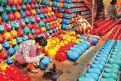 Sản phẩm heo đất của làng nghề Long Hoa (Tây Ninh).