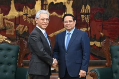 Thủ tướng Phạm Minh Chính đón Chủ tịch kiêm Tổng Giám đốc điều hành Tập đoàn Mitsui & Co (Nhật Bản) Hori Kenichi.