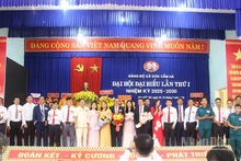 Ban Chấp hành Đảng bộ xã Sơn Cẩm Hà, nhiệm kỳ 2025-2030 ra mắt đại hội.