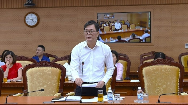Ông Nguyễn Mạnh Cường, Phó Giám đốc Kho bạc Nhà nước phát biểu tại Hội nghị Hướng dẫn triển khai các công việc liên quan đến lĩnh vực tài chính, ngân sách khi tổ chức chính quyền địa phương hai cấp.
