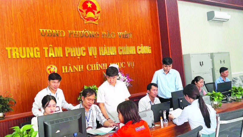 Trung tâm phục vụ hành chính công phường Đào Viên.