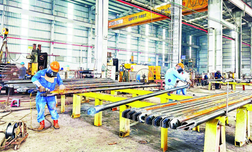 Công ty cổ phần Việt Vương đẩy nhanh tiến độ sản xuất, bảo đảm hoàn thành toàn bộ sản phẩm trước ngày 20/6/2025.
