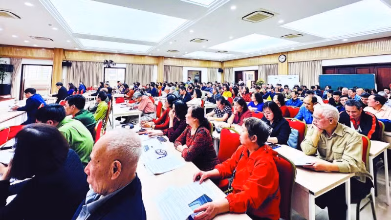 Các hội nghị tập huấn công tác bầu cử được phường Cửa Nam triển khai nghiêm túc, nhằm sẵn sàng cho một kỳ bầu cử thành công.