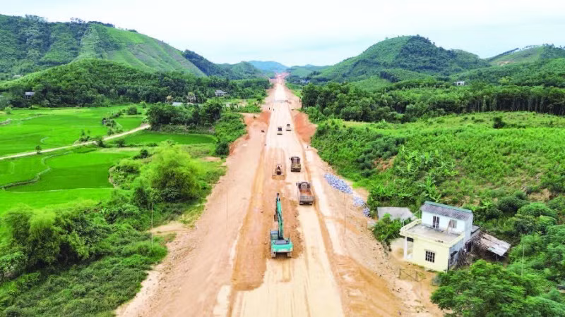 Tuyến cao tốc Tuyên Quang-Hà Giang đang dần hình thành.