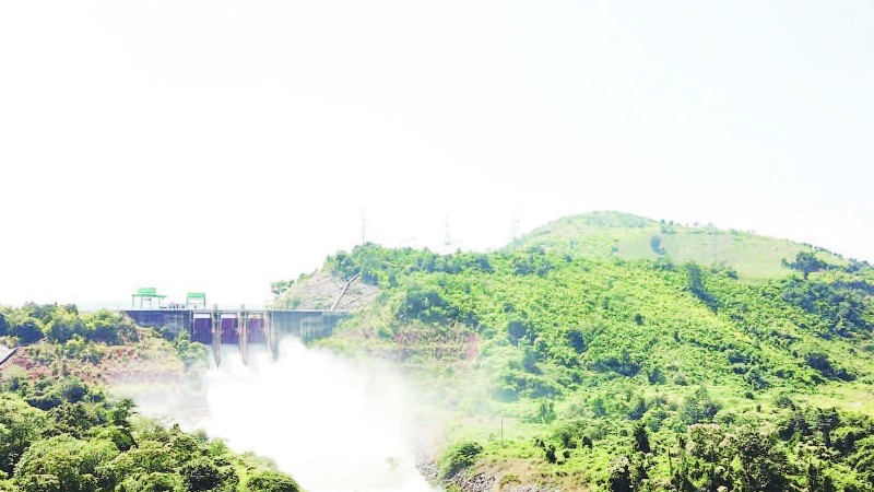 Hồ chứa Buôn Tua Srah, Nhà máy thủy điện Buôn Kuốp xả lũ bảo đảm an toàn trong những ngày bão số 13 đổ bộ vào đất liền.