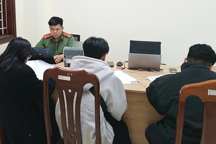 Phòng An ninh mạng và Phòng chống tội phạm sử dụng công nghệ cao, Công an tỉnh Lâm Đồng, xử lý 5 trường hợp quản trị fanpage “YDL Confessions 3.0”.