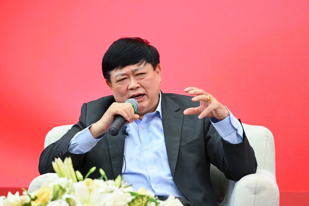 PGS, TS Nguyễn Thế Kỷ. b49b8e9036c2bd9ce4d32.jpg