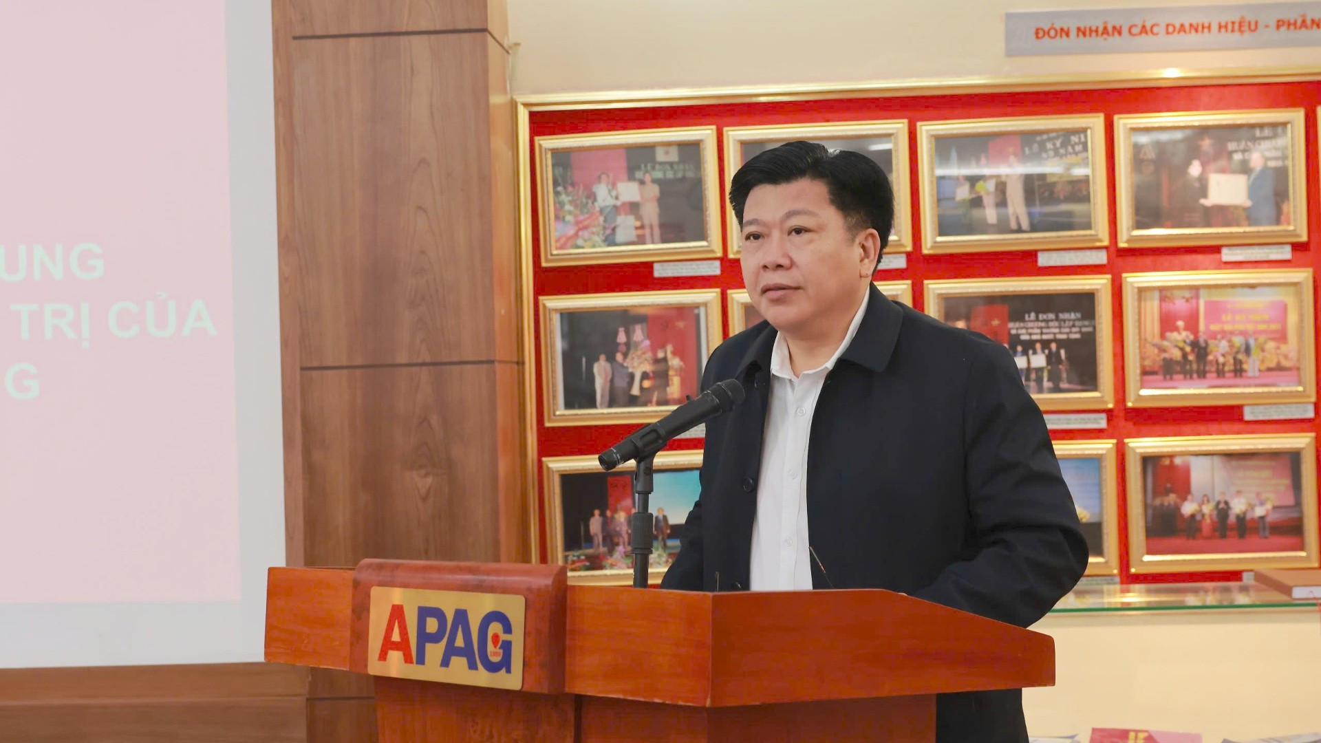 TS Hoàng Ngọc Hải, Phó Giám đốc Học viện Hành chính và Quản trị công 32a9b1a1a54b2815715a-2802.jpg