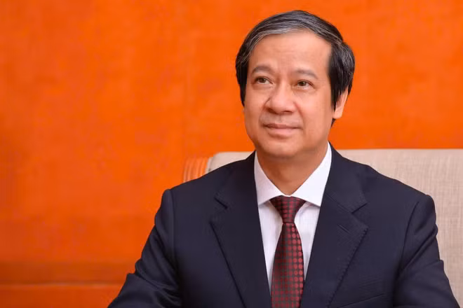Bộ trưởng Giáo dục và Đào tạo Nguyễn Kim Sơn.