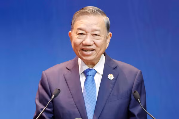 Tổng Bí thư, Chủ tịch nước Tô Lâm phát biểu chỉ đạo Đại hội Công đoàn Việt Nam lần thứ XIV. (Ảnh: TTXVN)