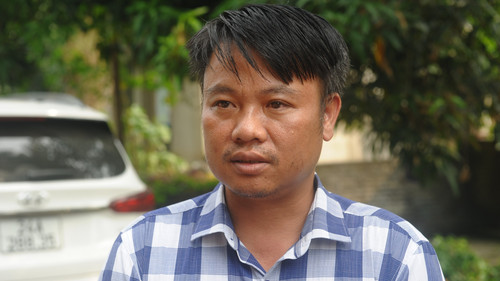 Ông Bùi Xuân Tịnh vẫn không quên được cảm giác bàng hoàng khi nhận tin kho nhà xưởng bị bão giật đổ, hư hỏng lên tới hàng tỷ đồng.