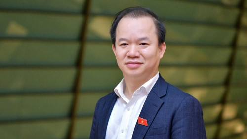 PGS, TS Bùi Hoài Sơn - Ủy viên chuyên trách Ủy ban Văn hóa và Xã hội của Quốc hội. (Ảnh: Media Quốc hội)