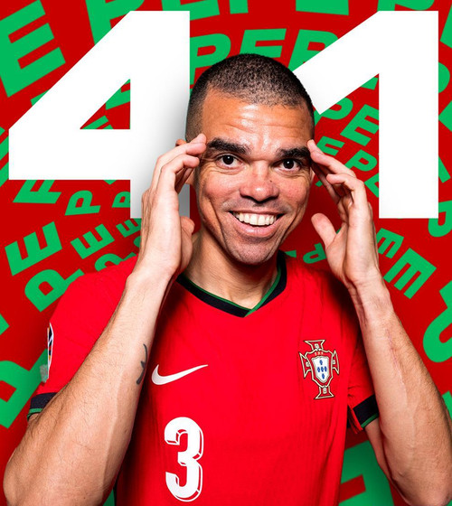 Pepe đã hơn 41 tuổi và vẫn đóng vai trò quan trọng trong đội hình Bồ Đào Nha ở EURO 2024. (Ảnh: UEFA)