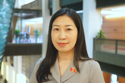 Đại biểu Hoàng Thị Thanh Thúy - Phó Trưởng Đoàn đại biểu Quốc hội chuyên trách tỉnh Tây Ninh. (Ảnh: TRUNG HƯNG) Đại biểu Hoàng Thị Thanh Thúy - Phó Trưởng Đoàn đại biểu Quốc hội chuyên trách tỉnh Tây Ninh. (Ảnh: TRUNG HƯNG)