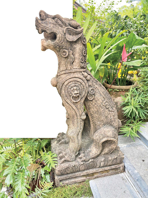 Nghê-linh vật thuần Việt trong khuôn viên chùa